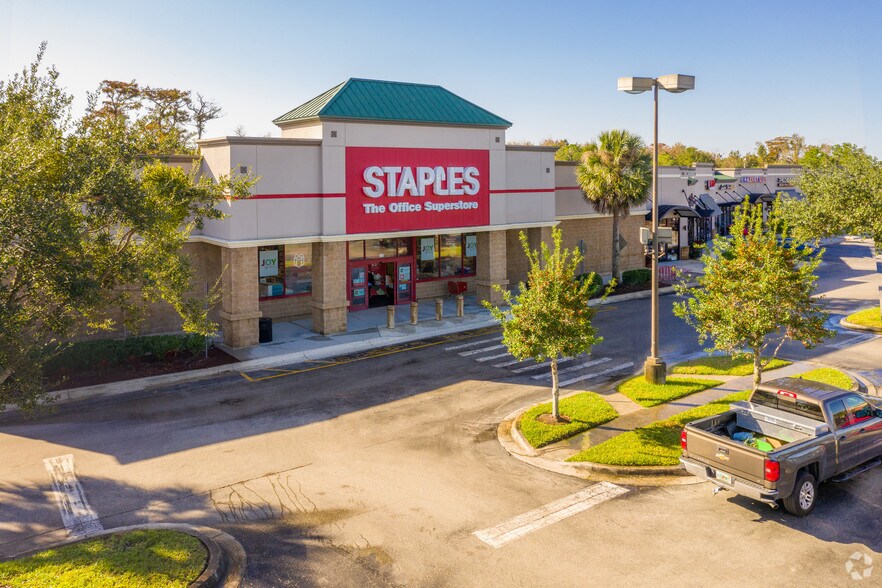 More Photos Of 1900 W SR 426, Oviedo Unknown For Lease
