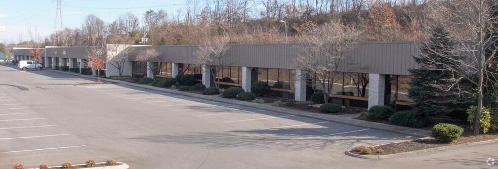 More Photos Of 4028 Papermill Rd, Knoxville Office For Lease