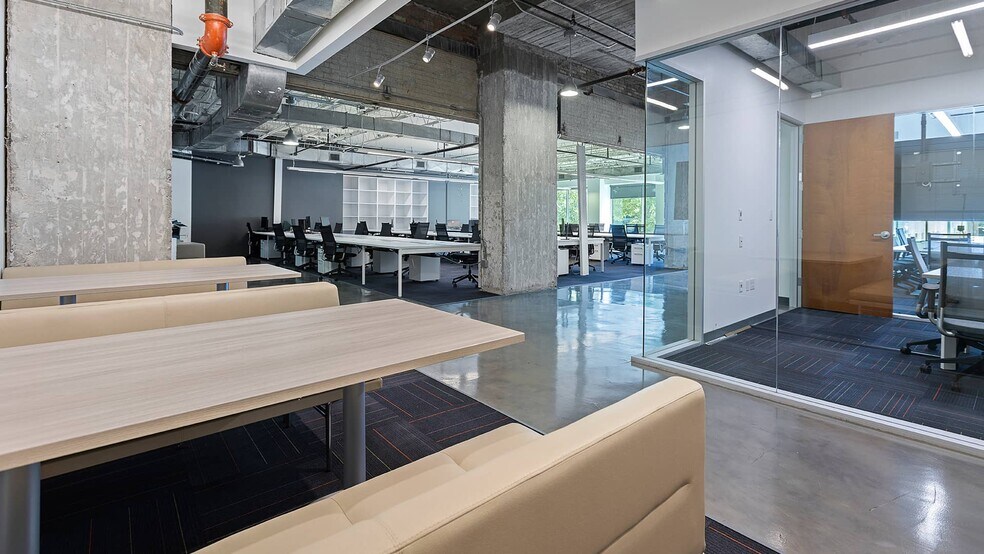 More Photos Of 800 Brazos St, Austin Apartments For Sale