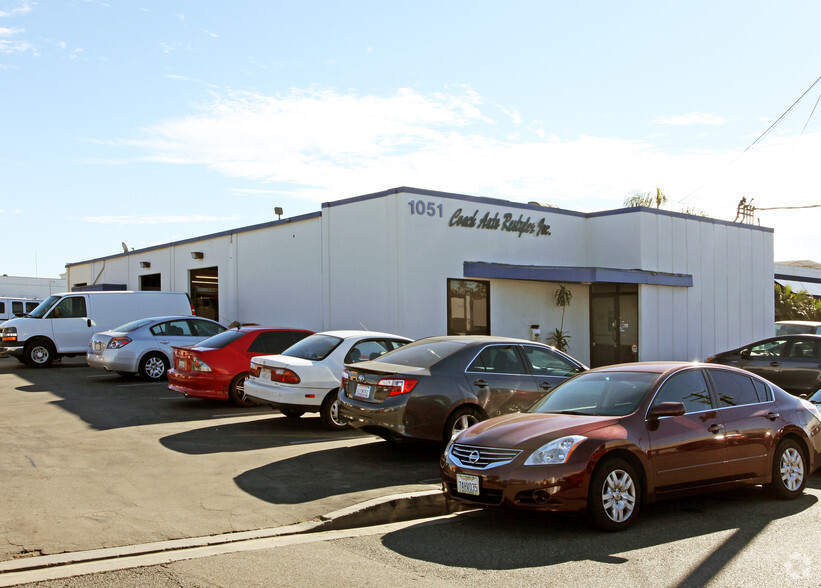 Primary Photo Of 1051 N Parker St, Orange Manufacturing For Lease