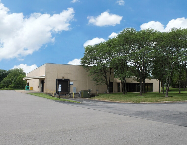 Primary Photo Of 101 Technology Dr, Pittsburgh Warehouse For Lease
