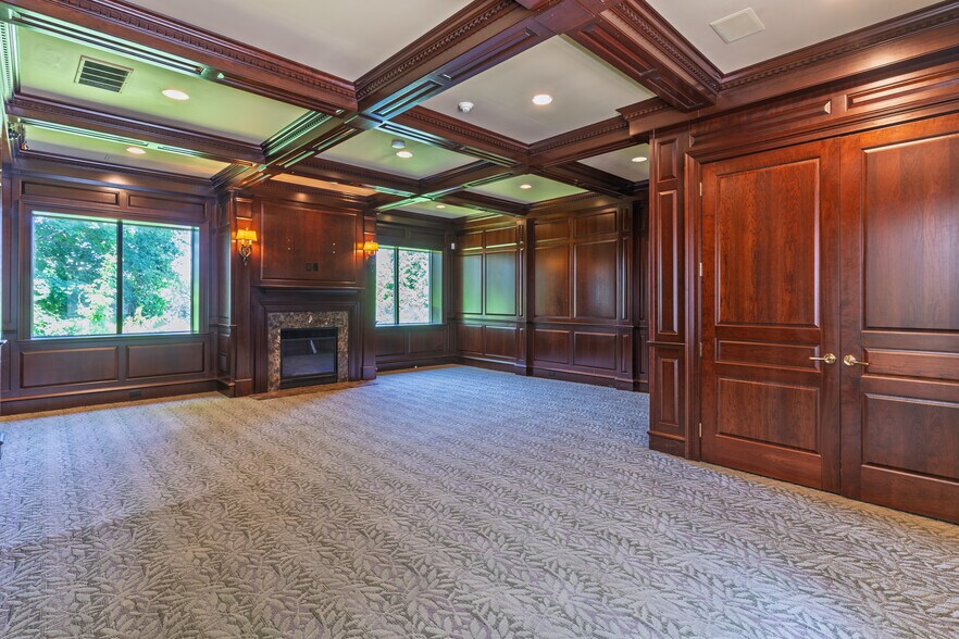 More Photos Of 128 Front St, Conshohocken Medical For Sale