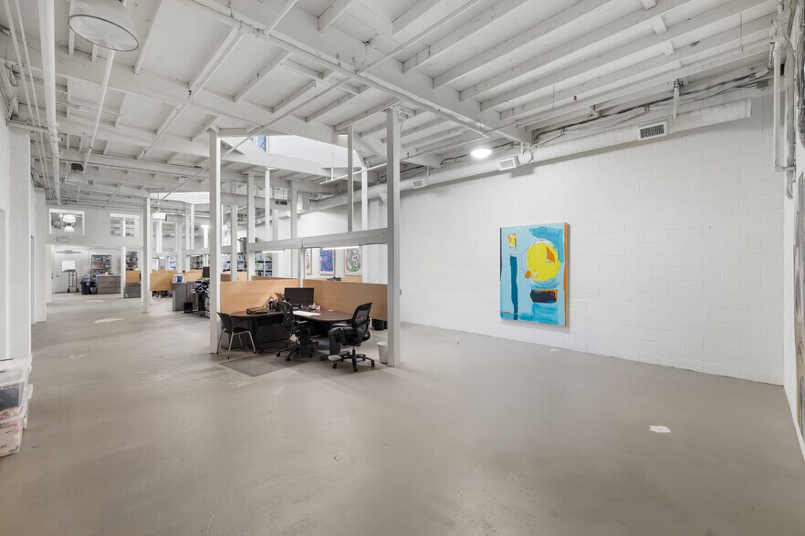 More Photos Of 1500 Olympic Blvd, Santa Monica Loft Creative Space For Lease