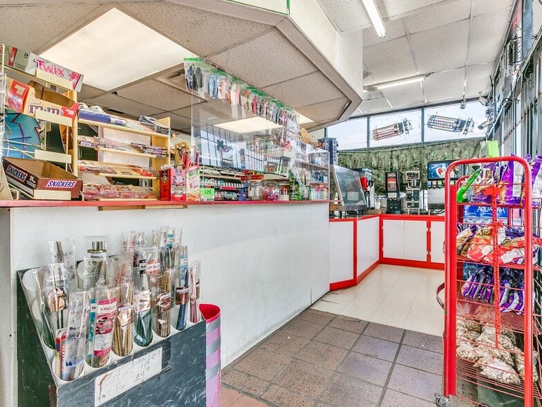 More Photos Of 3901 NW 10th St, Oklahoma City Convenience Store For Sale