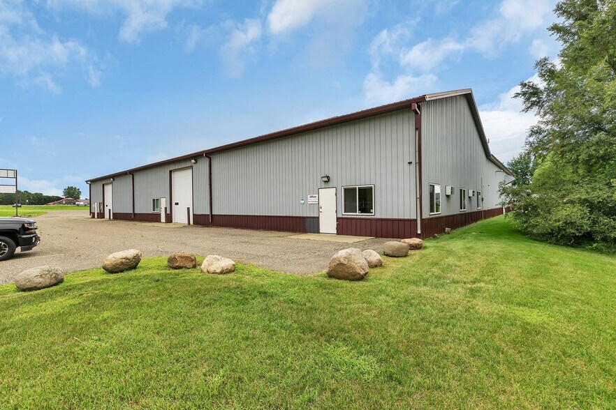 More Photos Of 3955 Shadowwood Dr NE, Sauk Rapids Warehouse For Sale