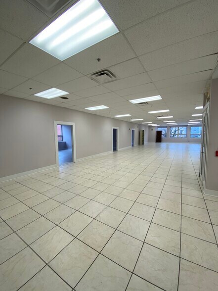 More Photos Of 1822 Spring Garden St, Philadelphia Loft Creative Space For Lease
