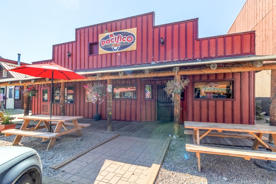 More Photos Of 920 Grand Ave, Grand Lake General Retail For Sale