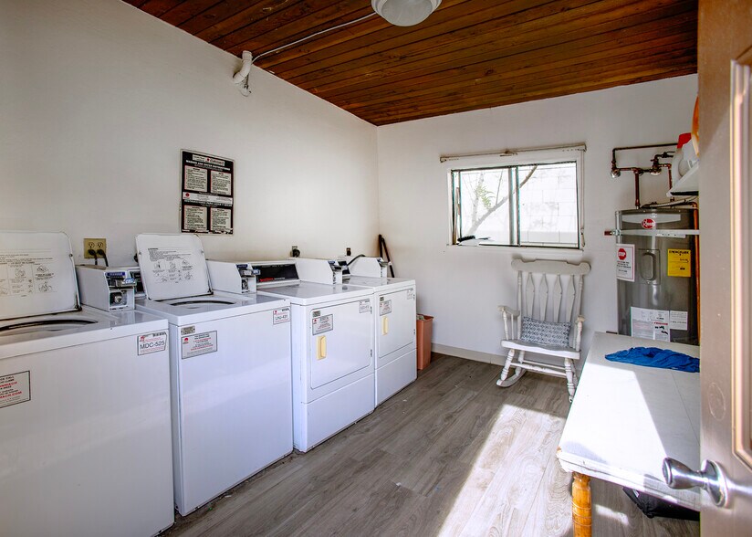 More Photos Of 510 Avenue Alhambra, Half Moon Bay Apartments For Sale