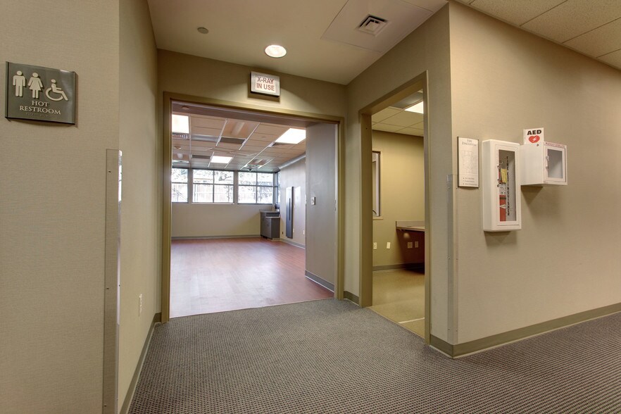 More Photos Of 9441 Huron St, Thornton Medical For Lease