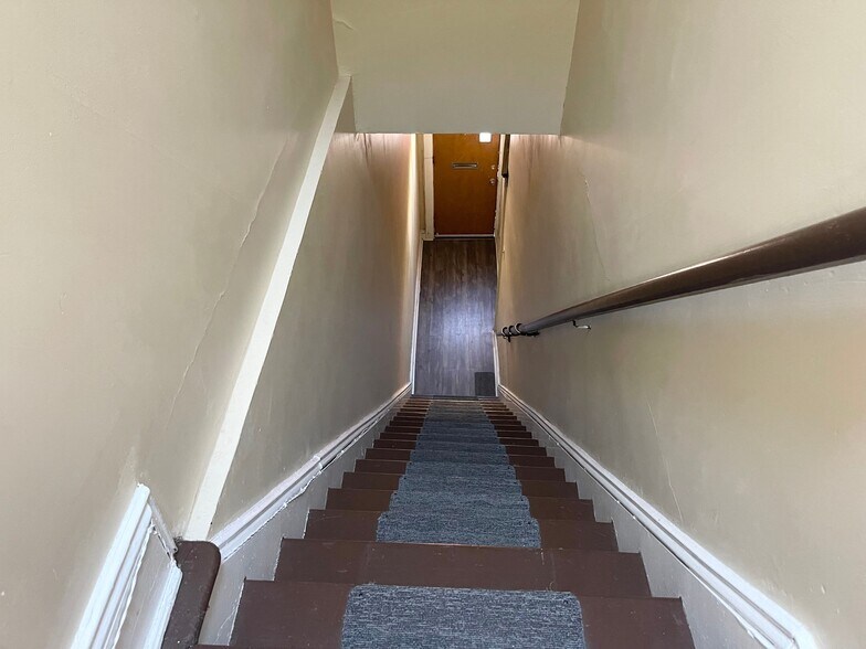 More Photos Of 612 S Broad St, Elizabeth Storefront Retail Residential For Sale