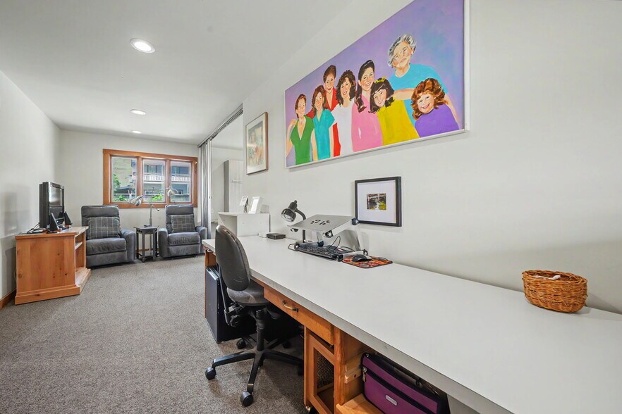 More Photos Of 21376 Consolation St, Volcano Specialty For Sale
