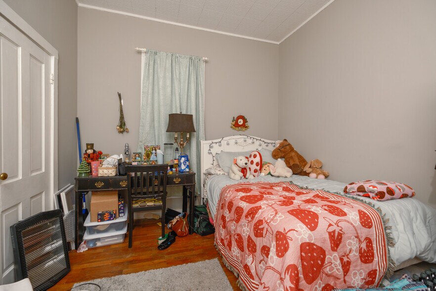 More Photos Of 312 Woodland St, Martin Multifamily For Sale