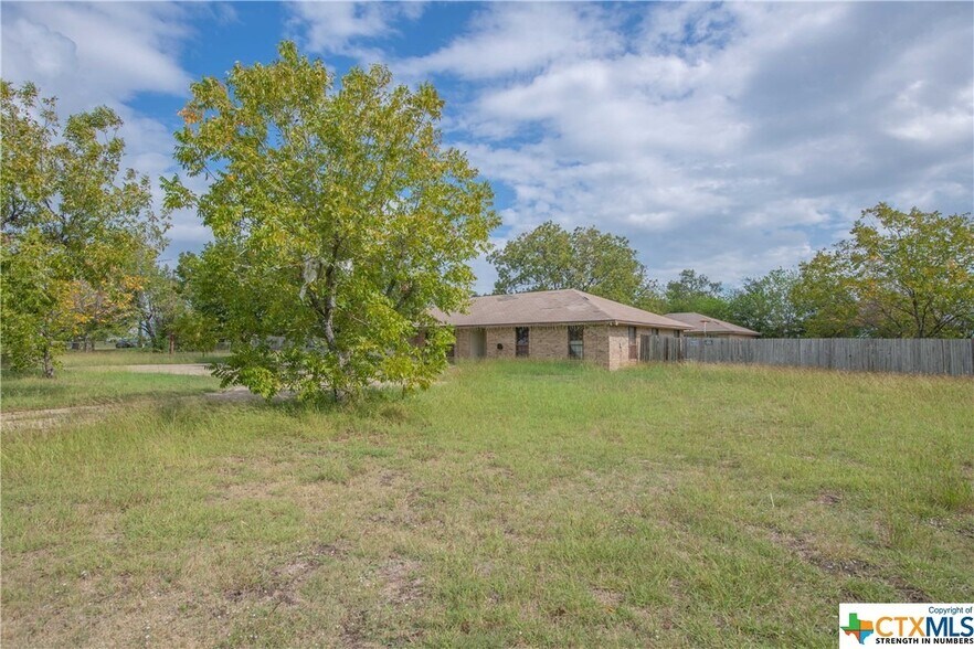 More Photos Of 4806 Clear Creek Rd, Killeen Office For Sale