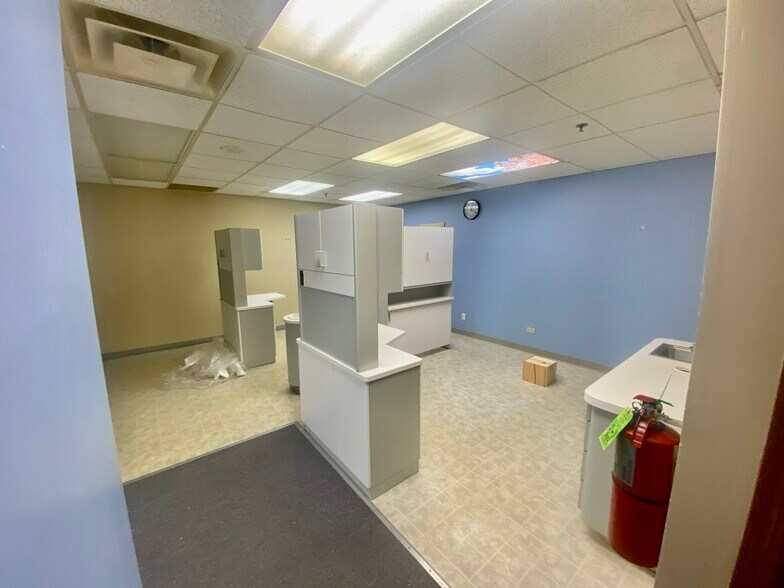 More Photos Of 18220 Harwood Ave, Homewood Office Residential For Sale