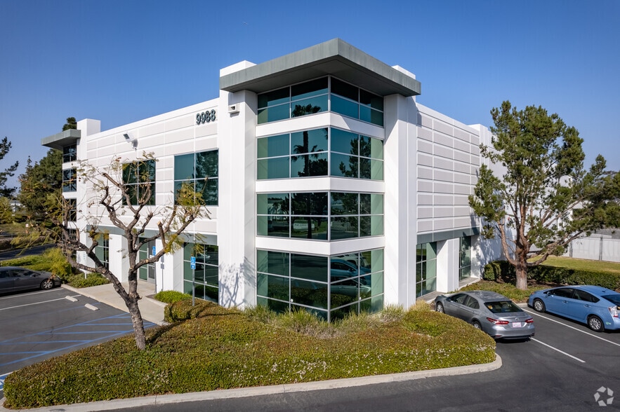 Primary Photo Of 9988 Santa Fe Springs Rd, Santa Fe Springs Manufacturing For Lease