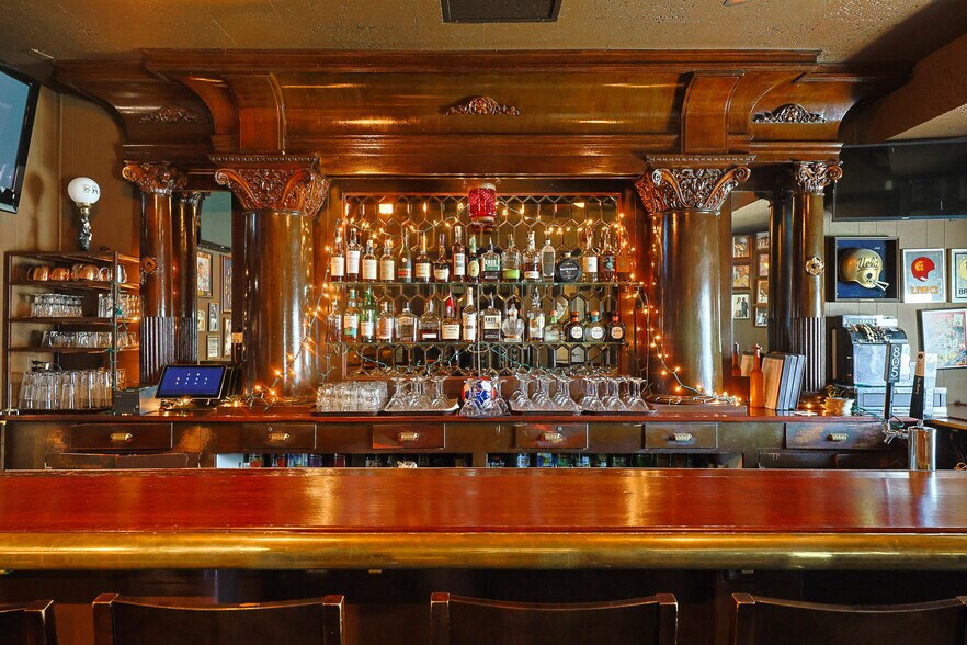 More Photos Of 4557 Sherman Oaks Ave, Sherman Oaks Restaurant For Lease