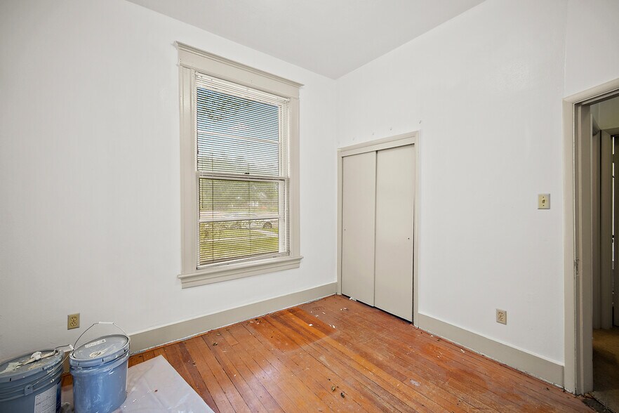More Photos Of 1518 N Wahsatch Ave, Colorado Springs Apartments For Sale