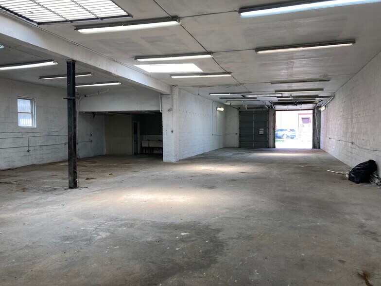 More Photos Of 199-201 N 12th St, Newark Warehouse For Sale
