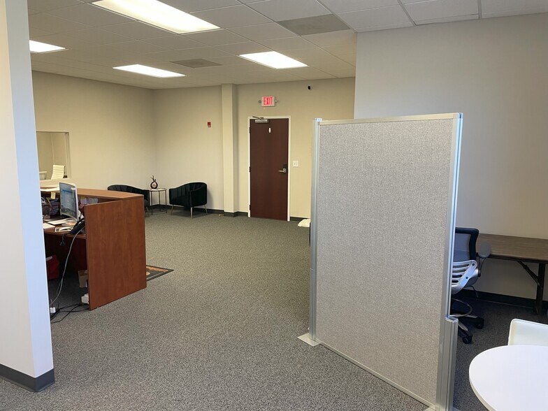 More Photos Of 107 Kilson Dr, Mooresville Office Residential For Sale