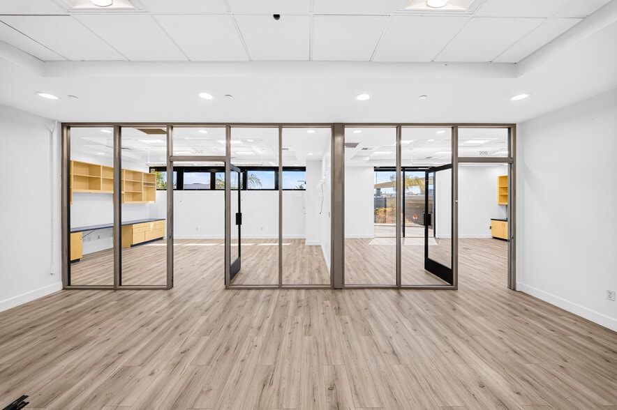More Photos Of 18071 Fitch, Irvine Showroom For Sale
