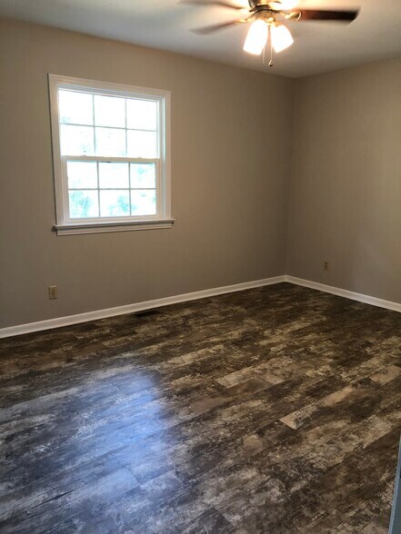 More Photos Of , Sanford Unknown For Sale