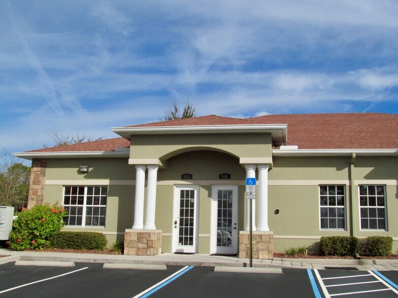 Primary Photo Of 2523-2525 Seven Springs Blvd, New Port Richey Medical For Lease