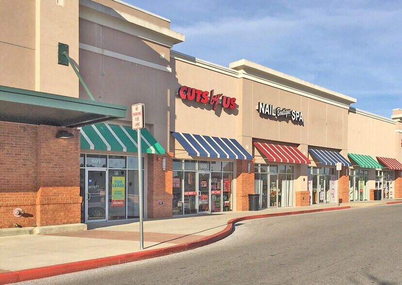 More Photos Of US 84 Hwy @ John Odom Rd, Dothan Unknown For Lease
