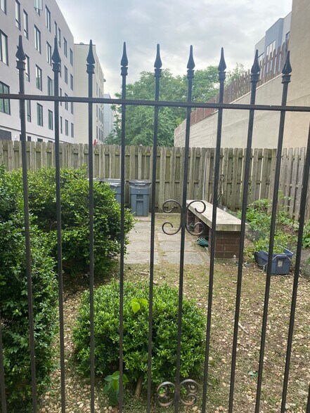 More Photos Of 532 Monroe St, Hoboken General Retail For Sale