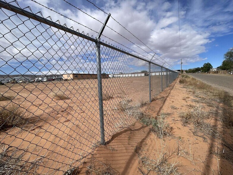 More Photos Of 50 E Concord Bridge St, Big Water Light Distribution For Sale