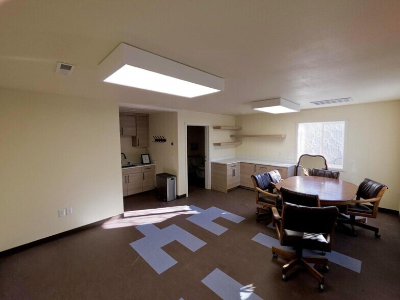 More Photos Of 7109 NE 47th Ave, Vancouver Industrial For Lease