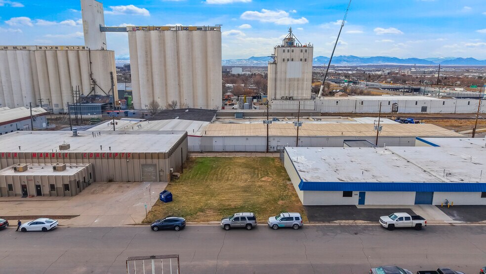 More Photos Of 4455-4477 Garfield St, Denver Warehouse For Lease