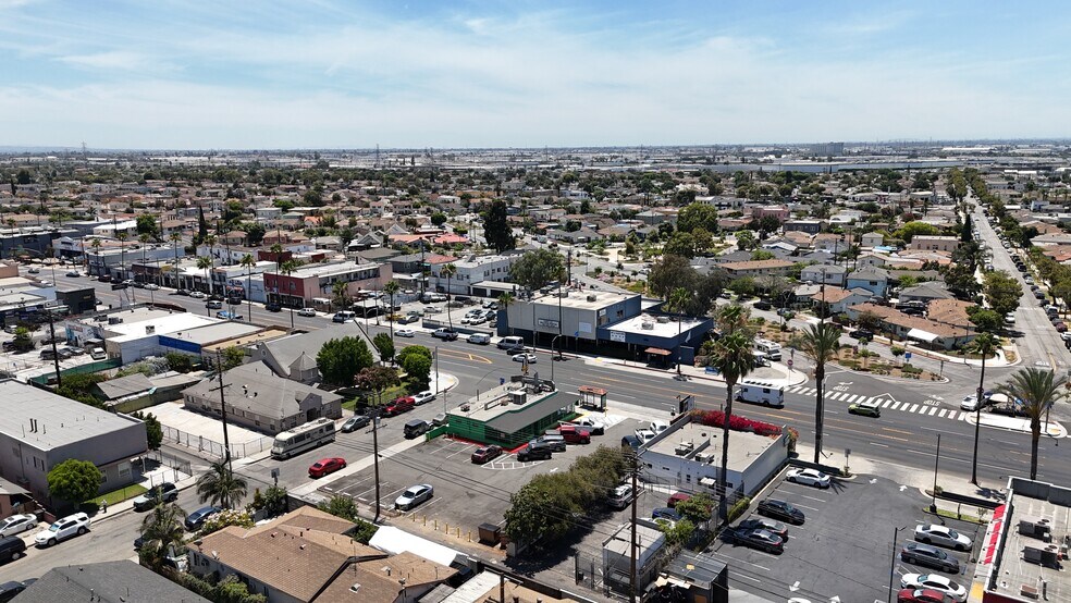 More Photos Of 5825 Whittier Blvd, Los Angeles Fast Food For Sale