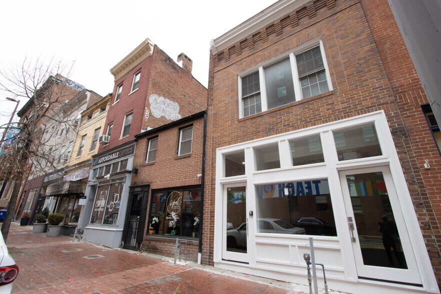 More Photos Of 833 N Howard St, Baltimore Storefront Retail Office For Lease