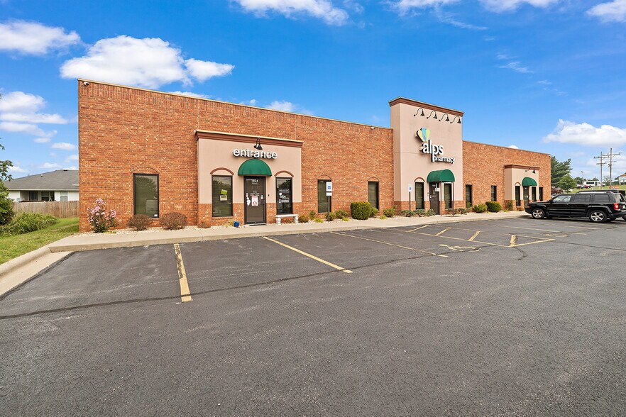 More Photos Of 1824 N Hwy CC, Nixa Medical For Lease