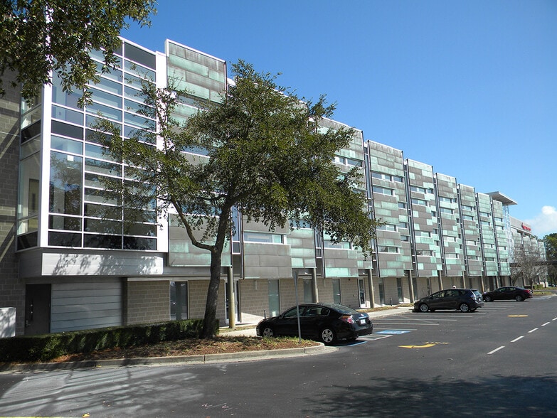 More Photos Of 8115 Market St, Wilmington Medical For Sale