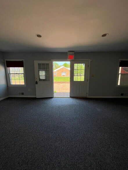 More Photos Of 1680 Village Green, Crofton Office For Sale