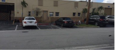 More Photos Of 2402-2406 W 8th Ct, Hialeah Warehouse For Lease
