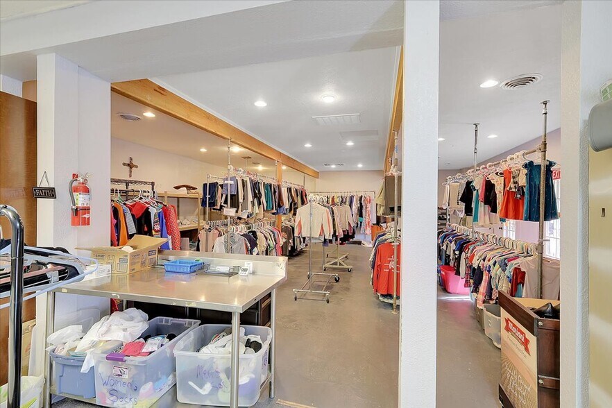 More Photos Of 525 Plumas St, Yuba City Storefront For Sale