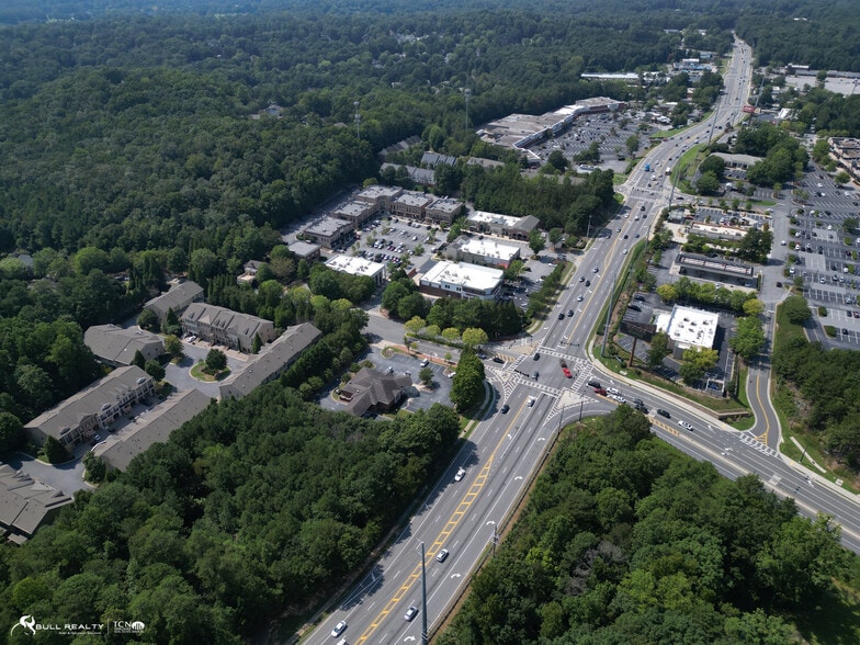 More Photos Of 8450 Holcomb Bridge Rd, Alpharetta Office For Sale