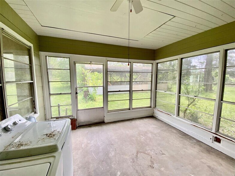 More Photos Of 6718 Sjolander Rd, Baytown Land For Sale