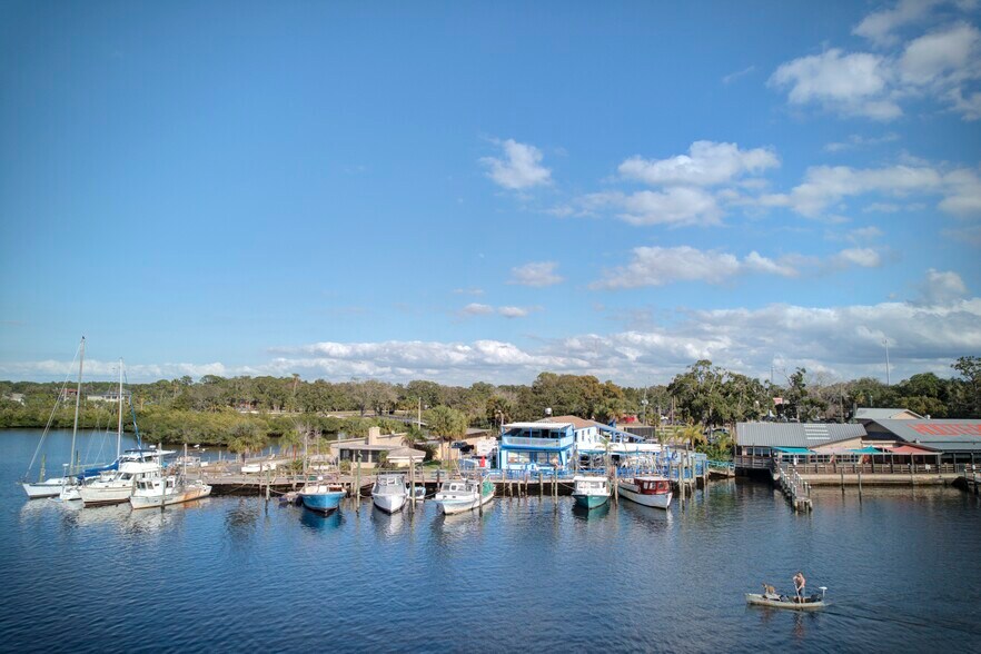 Primary Photo Of TREADWAY DR near US 19 Corridor Tampa msa, Port Richey Restaurant For Sale