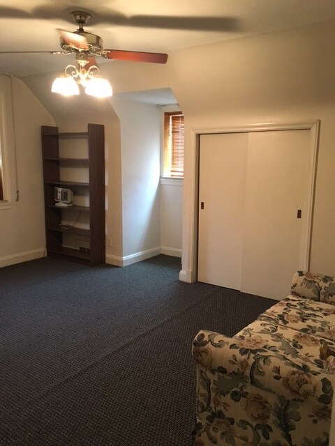 More Photos Of 402 Crain Hwy N, Glen Burnie Office For Sale