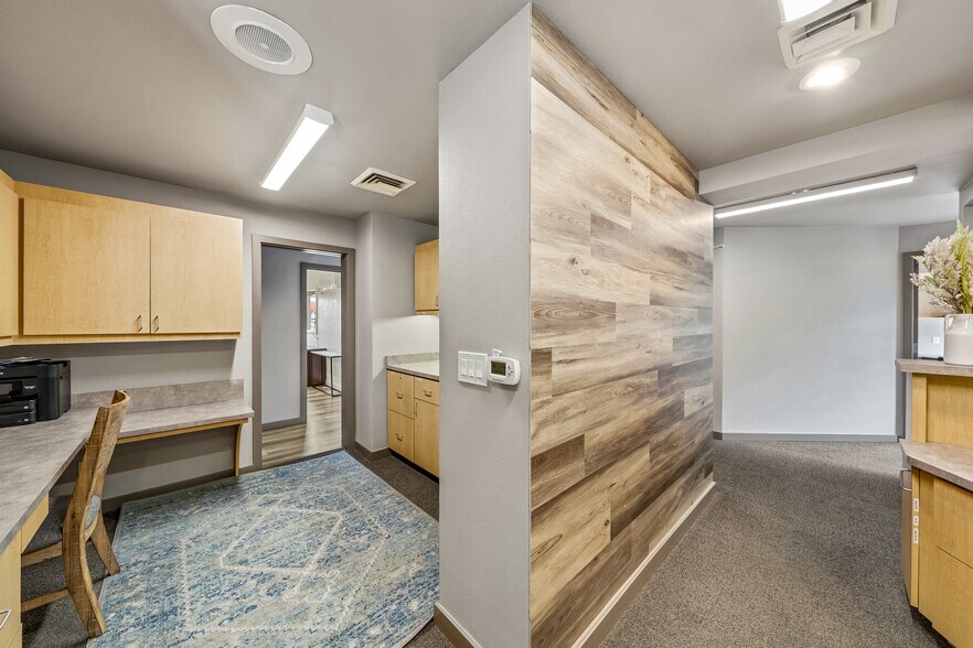 More Photos Of 537 Murphy Rd, Medford Medical For Lease