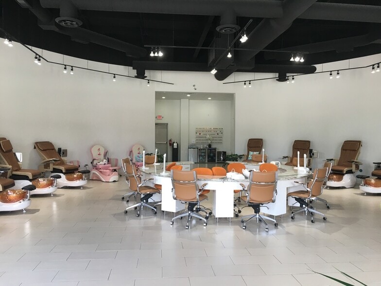 More Photos Of 13044 Grant Rd, Cypress General Retail For Sale