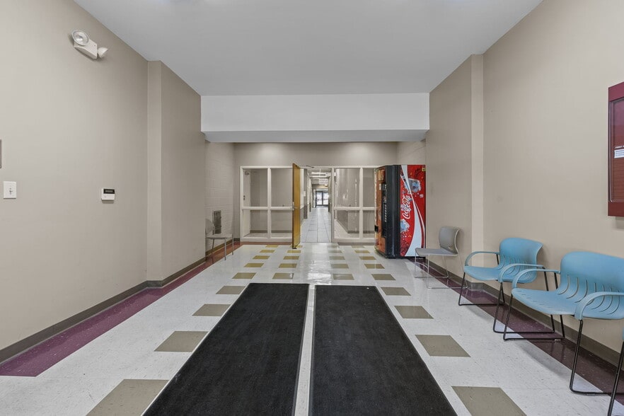 More Photos Of 1035 Lincolnton Rd, Salisbury Medical For Sale
