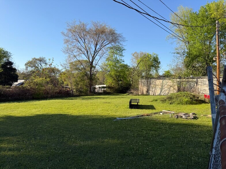 More Photos Of 1515 S Mobberly Ave, Longview Service Station For Sale