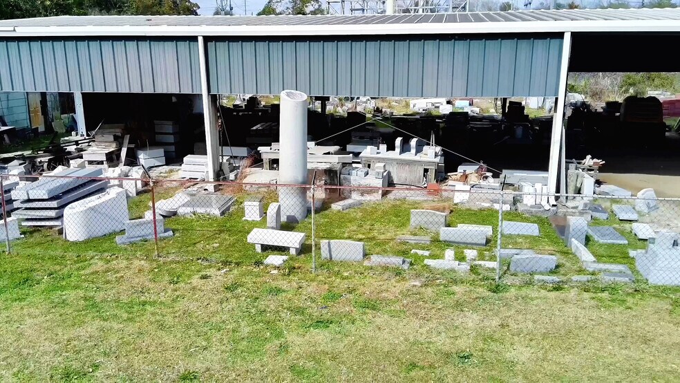 More Photos Of 918 E Broad St, Savannah Warehouse For Sale