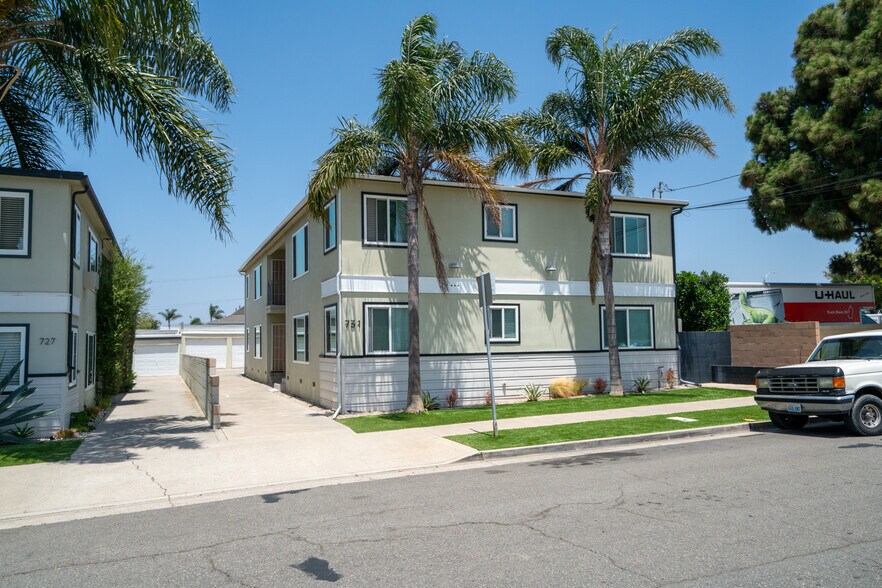 Primary Photo Of 731 Owen Dr, Huntington Beach Apartments For Sale