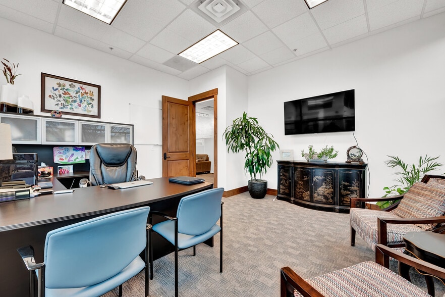 More Photos Of 8915 S 700 E, Sandy Office For Sale