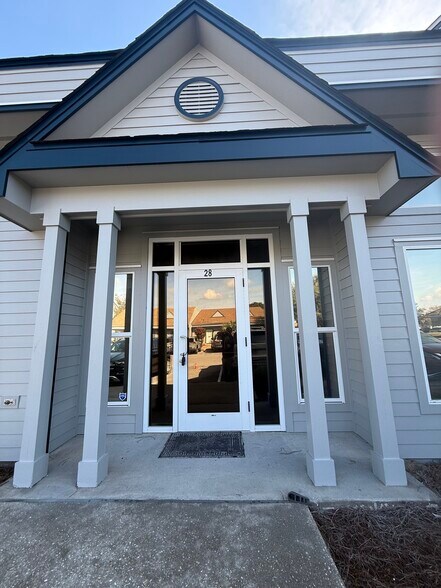 More Photos Of 4400 Bayou Blvd, Pensacola Medical For Sale